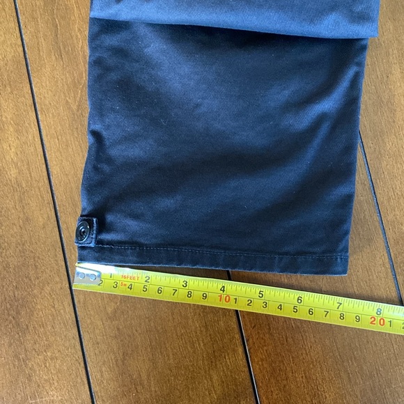 URBAN LIFE True Black Capris Size 7/8 - Picture 10 of 10